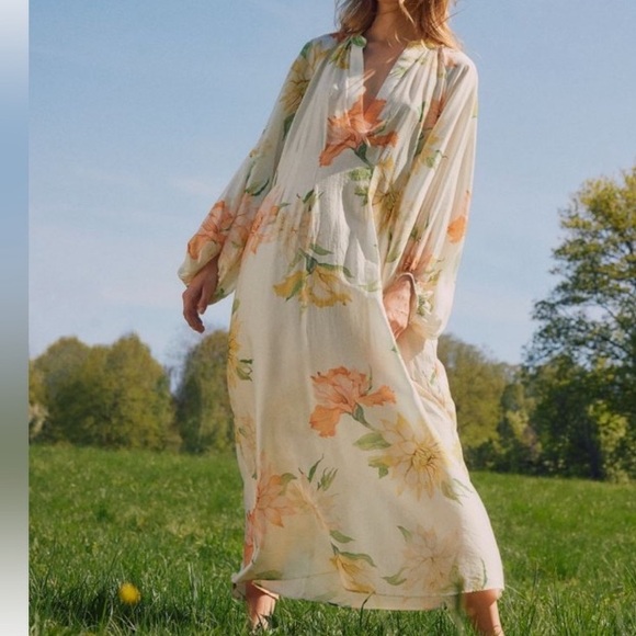 H&M Dresses & Skirts - H&M White Orange Yellow Floral Print Midi Maxi Dress